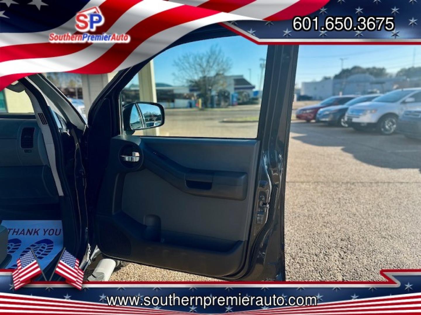 2010 GRAY NISSAN XTERRA S; SE; X; OFF (5N1AN0NU8AC) , located at 922 W. Beacon St., Philadelphia, MS, 39350, (601) 650-3675, 32.770447, -89.127151 - Photo#11